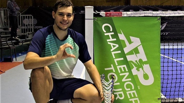 Российский теннисист выиграл турнир серии "Челленджер"