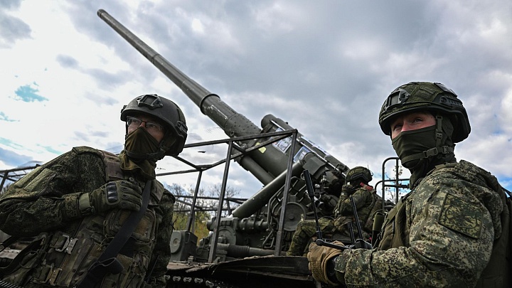 Российские военные уничтожили два военных корабля в Черном море