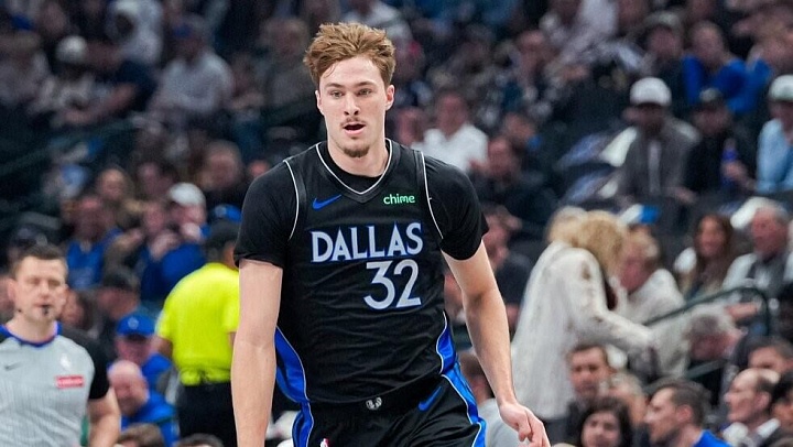 Флэгг выиграл номинацию "Новичок года" в НБА